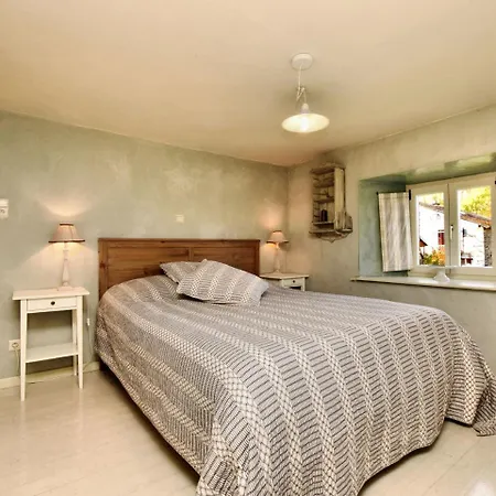 Rustic House With Sunroom Hébergement de vacances *